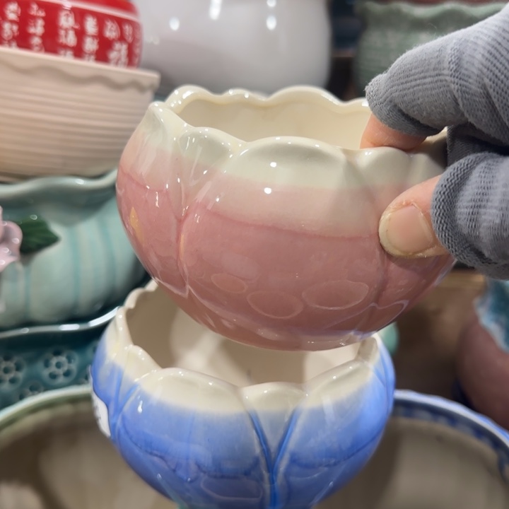 凑9块包邮，有孔，陶瓷花盆