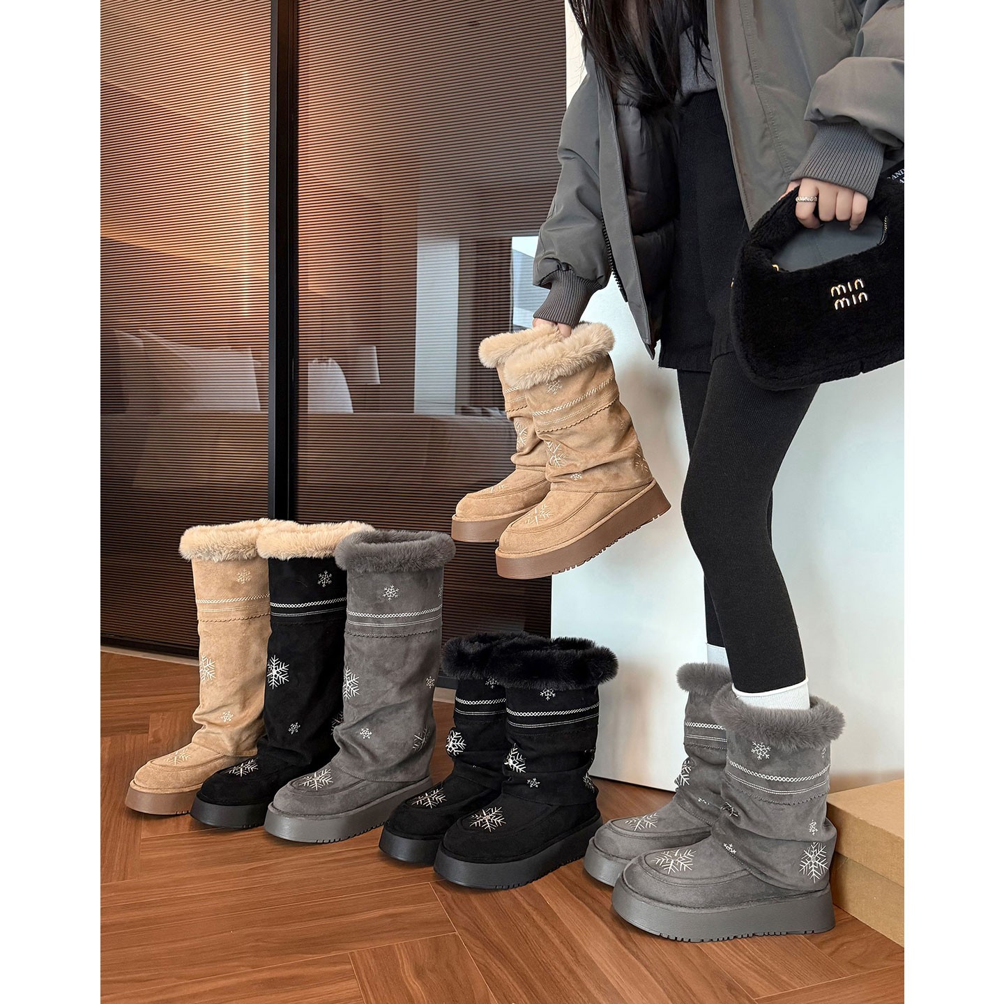 小众雪花刺绣加绒厚底雪地靴女款2025新款短筒堆堆靴保暖东北棉鞋