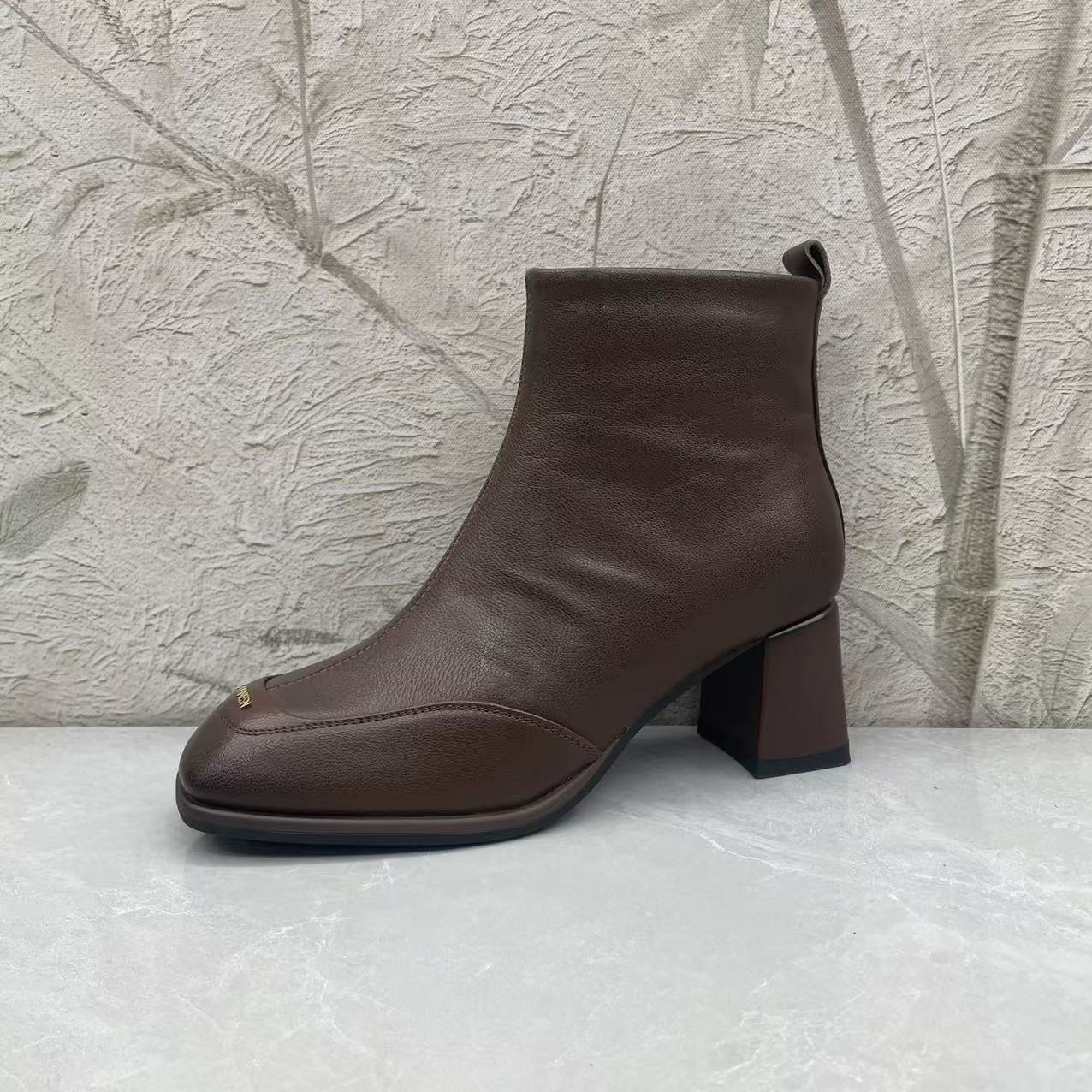 短靴女女靴子（羊皮）17132 绒