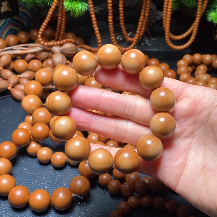 橄榄核手串1.7福利光珠