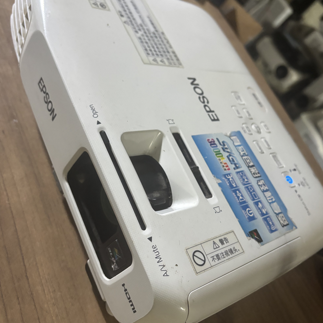 二手 爱普声投影仪 运费自理