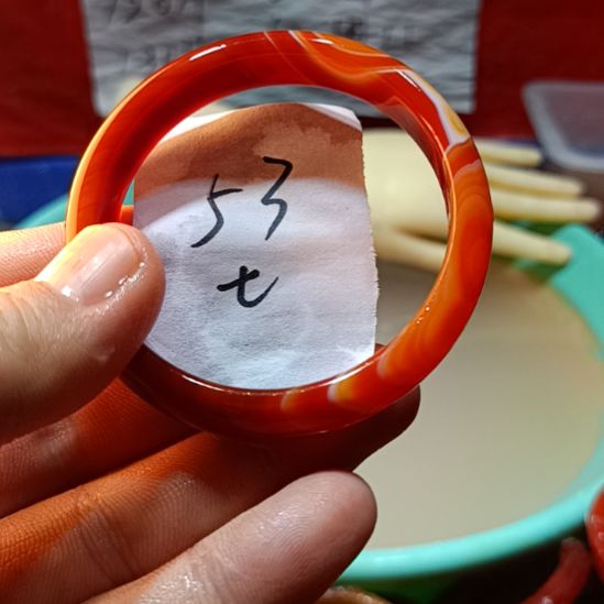 玛瑙/玉髓手镯未镶嵌