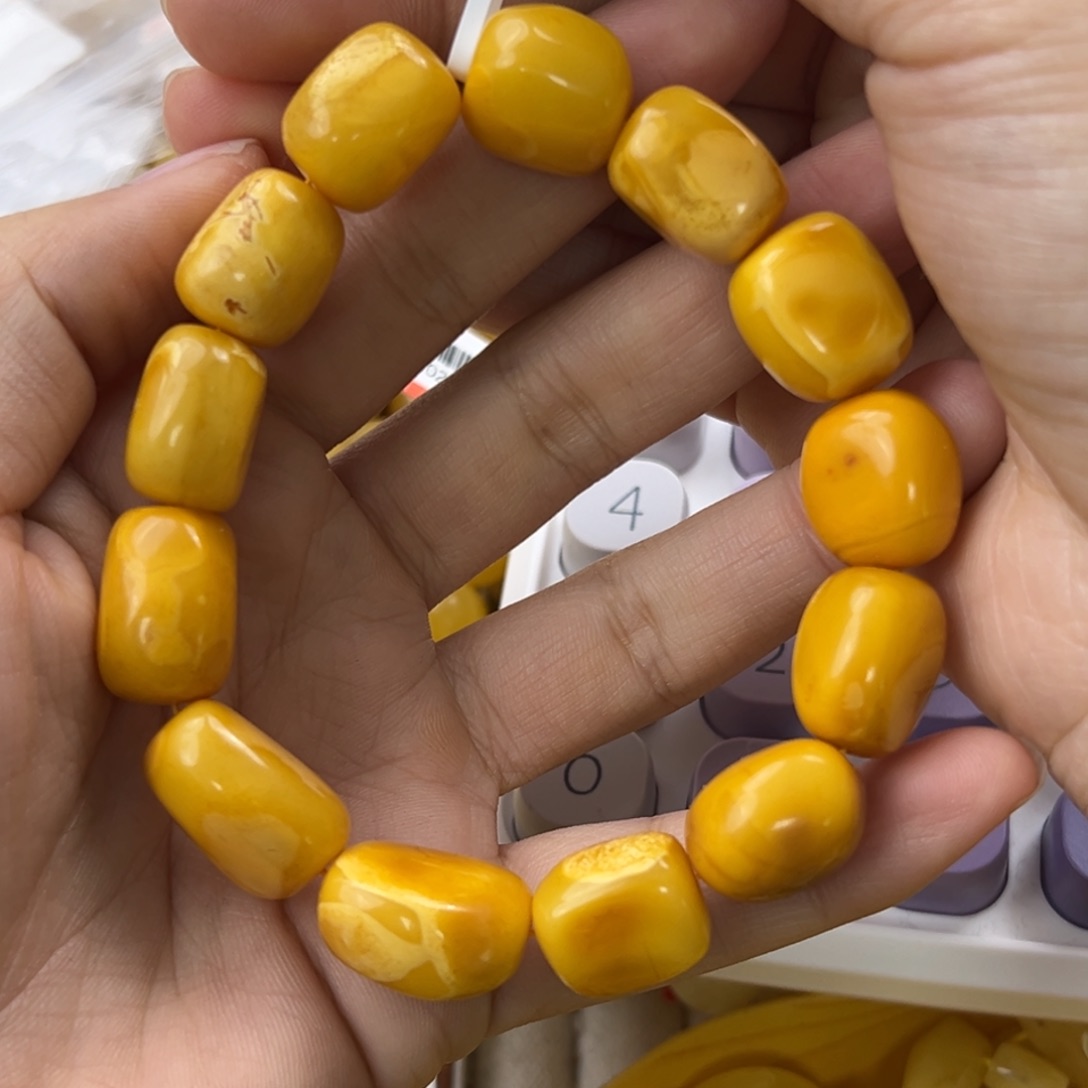 琥珀珠宝奇石未镶嵌