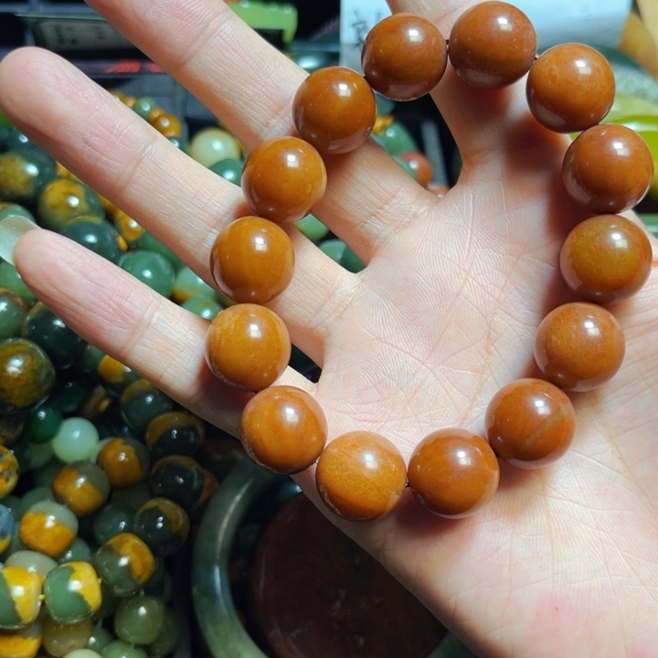 蛇纹石玉手镯合金