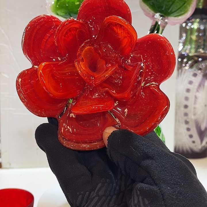 牡丹花高9厘米宽12厘米