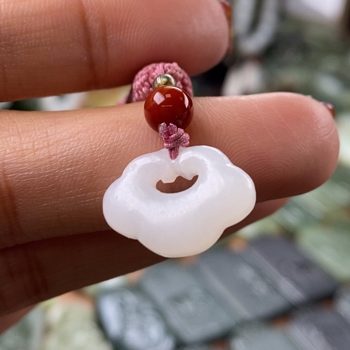 和田玉未镶嵌颈饰和田玉