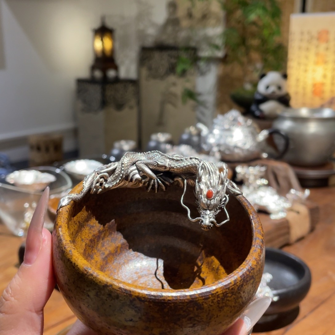 潘***闲顺丰快递包邮茶空间