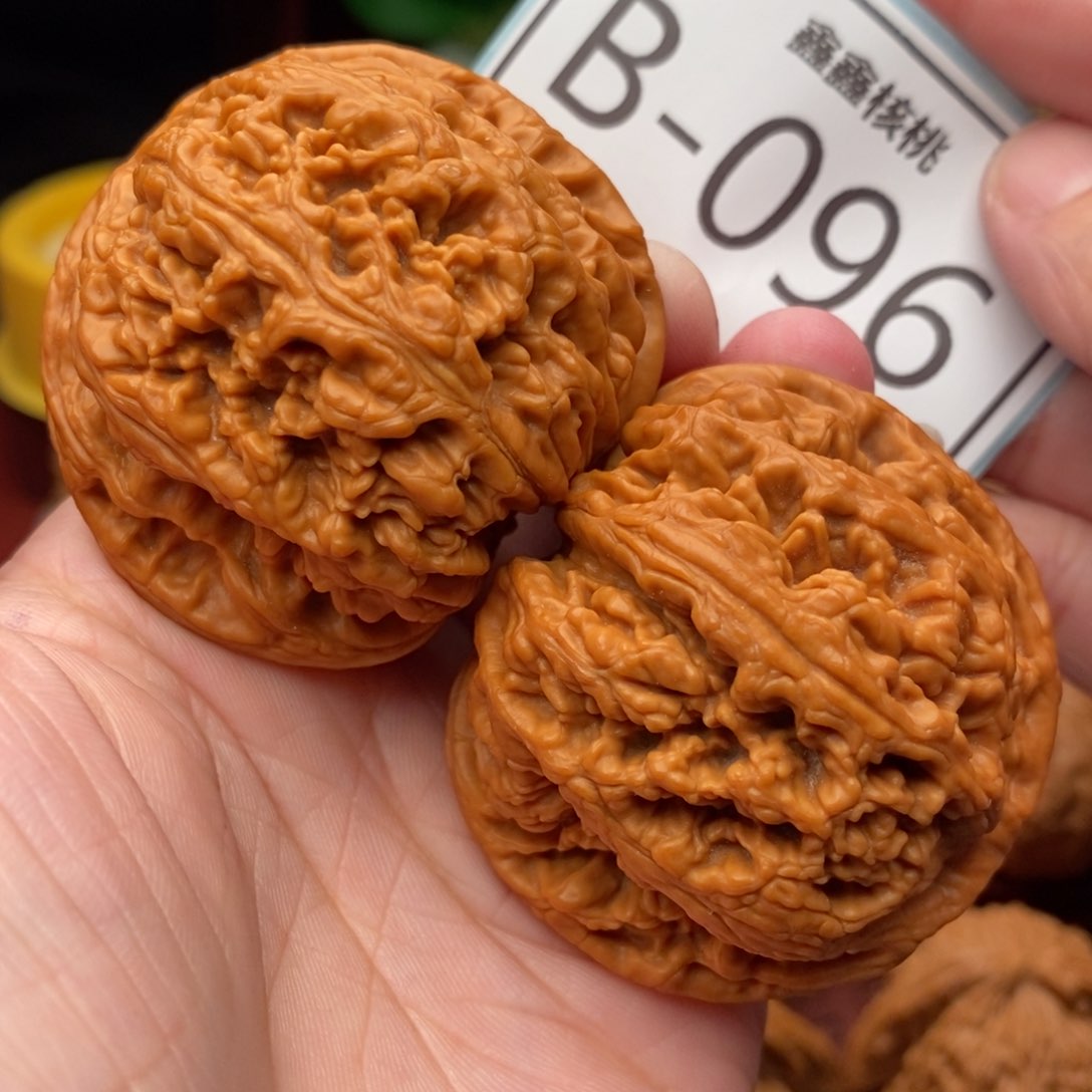 文玩核桃把件粗筋48