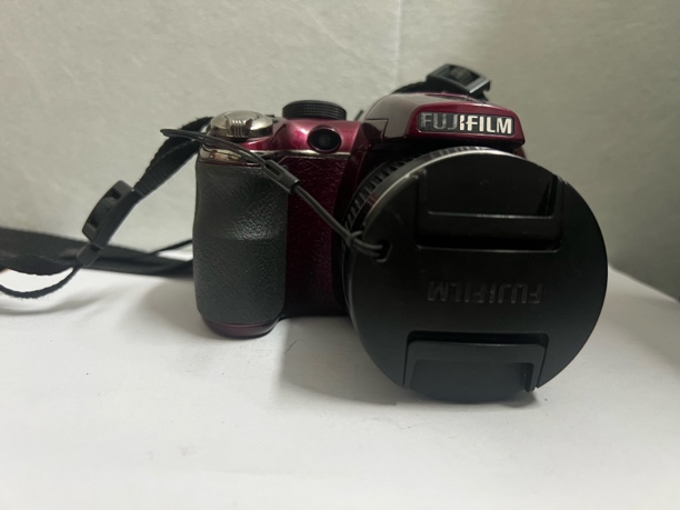 95新 Fujifilm/富士 S4050高端小长焦一机走天下成色靓超高性价比