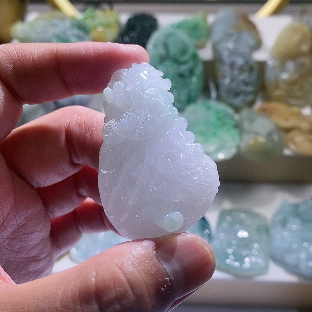 【闪购商品】翡翠颈饰未镶嵌凤凰