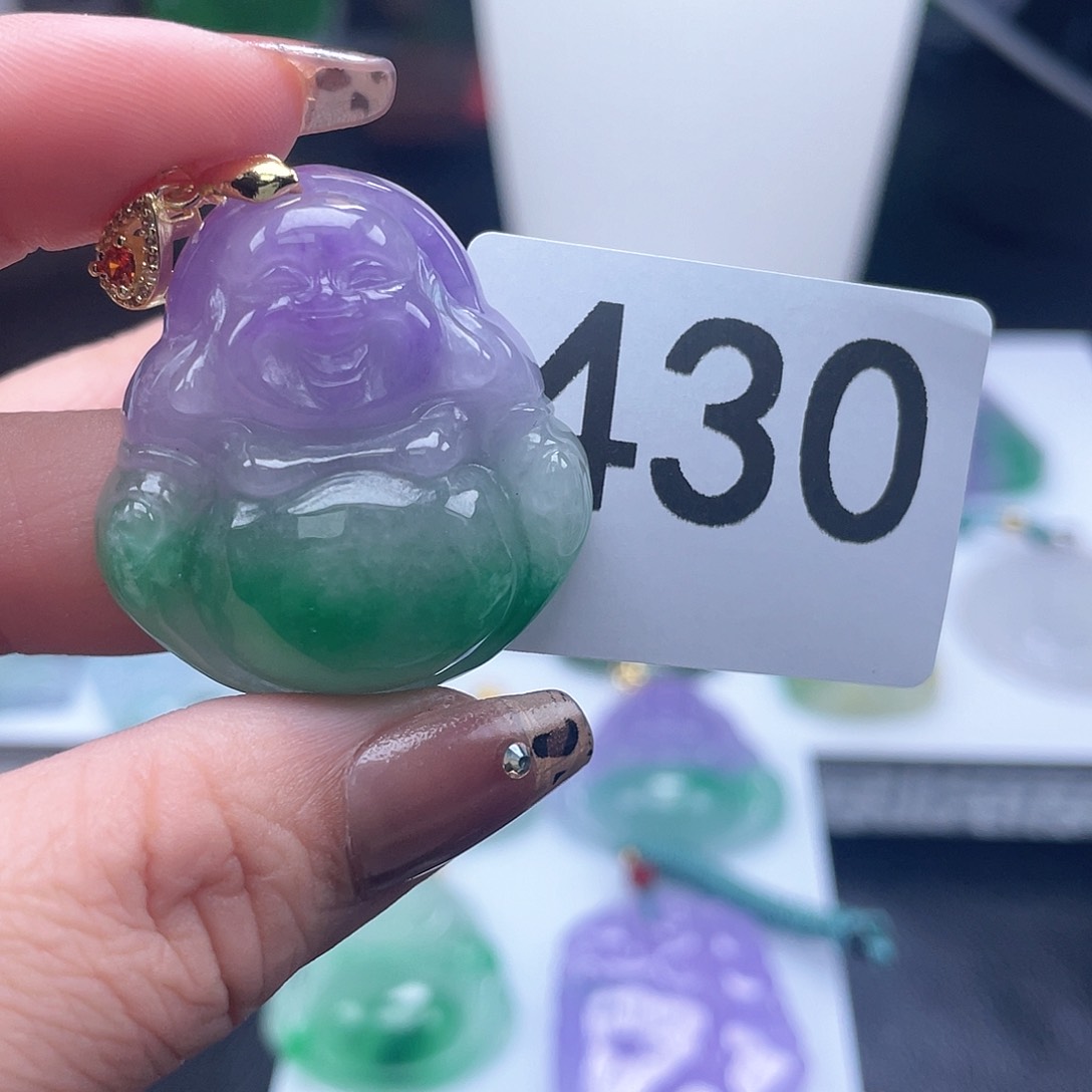 翡翠吊坠(赠链)未镶嵌