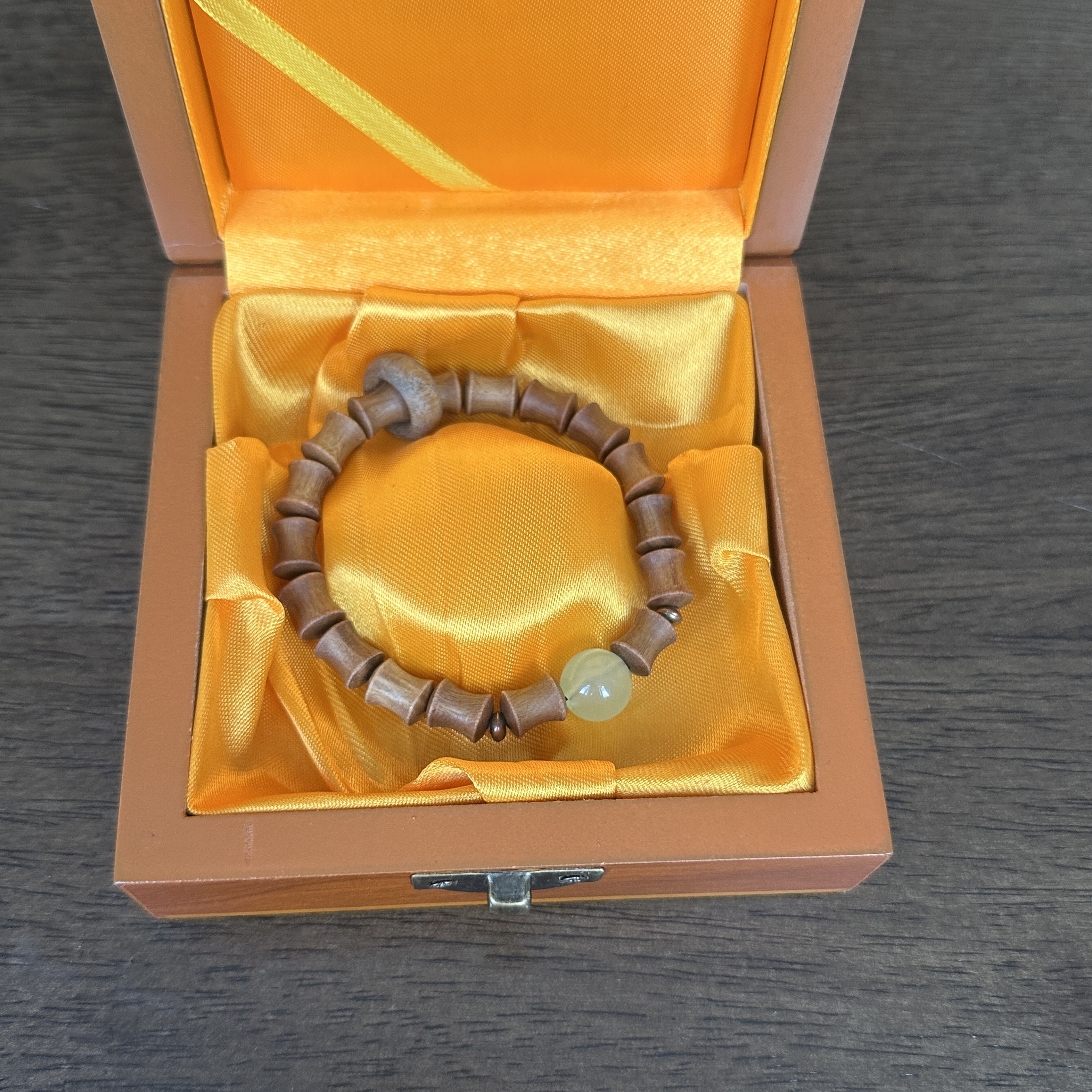 K113精品花梨手串（无礼盒）