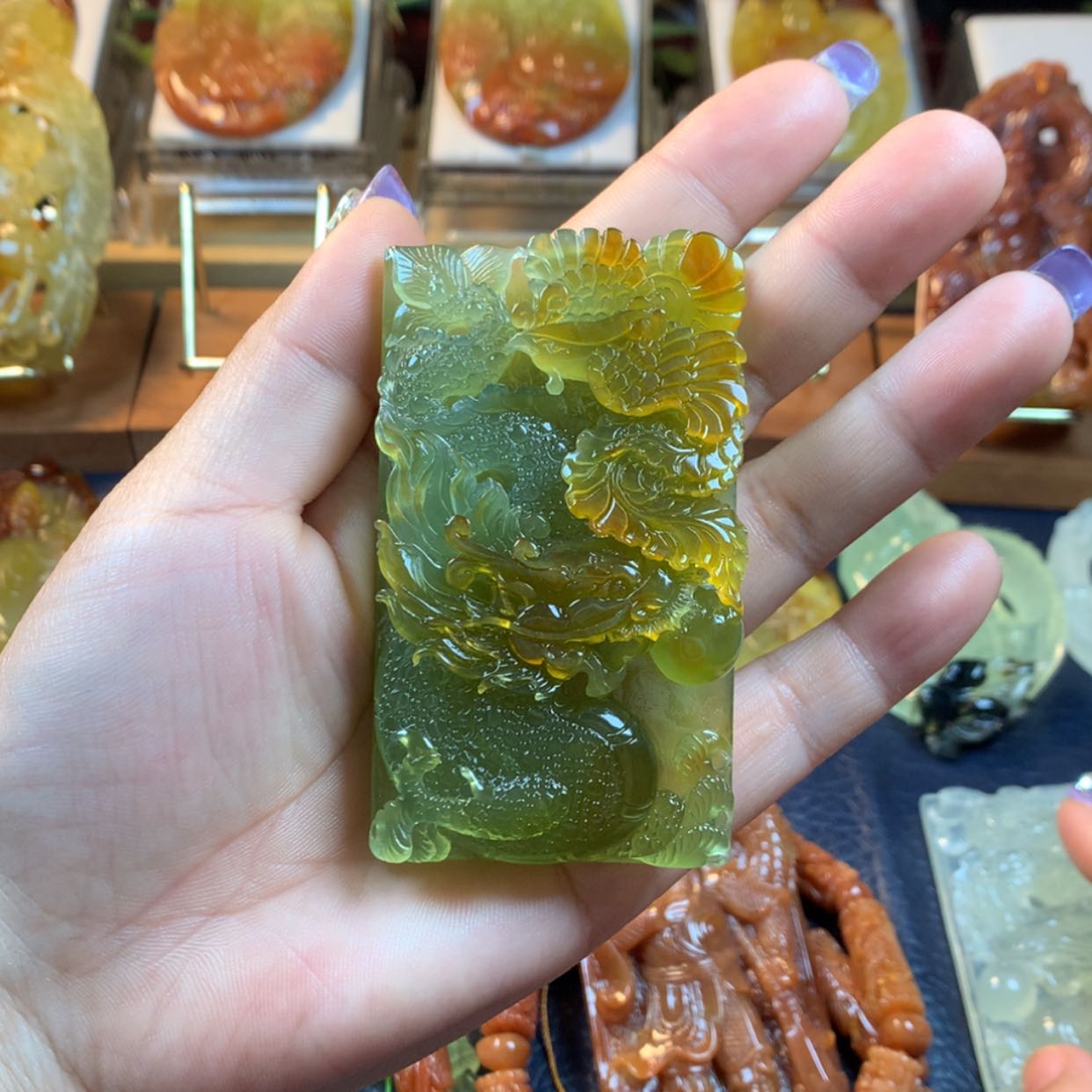 【闪购商品】蛇纹石玉颈饰未镶嵌
