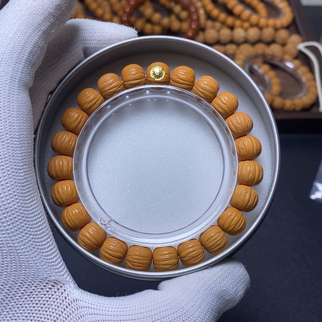 猴头核桃手串金标911 11左右 全品26号