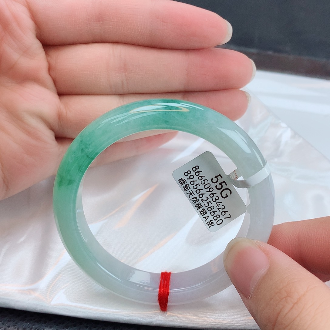 翡翠手镯未镶嵌天然缅甸翡翠A货手镯