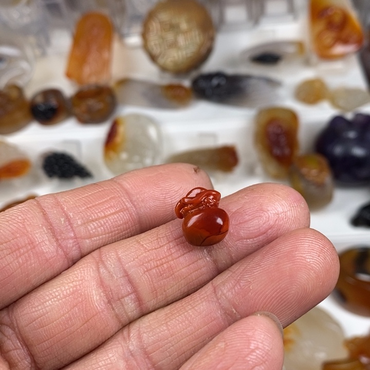 玛瑙/玉髓合金颈饰