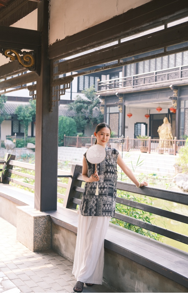 夏季中长款新中式宽松型花色上衣