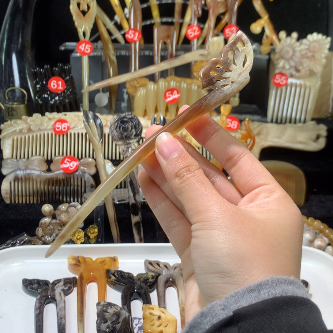 非金属高贵羊蝴蝶单簪