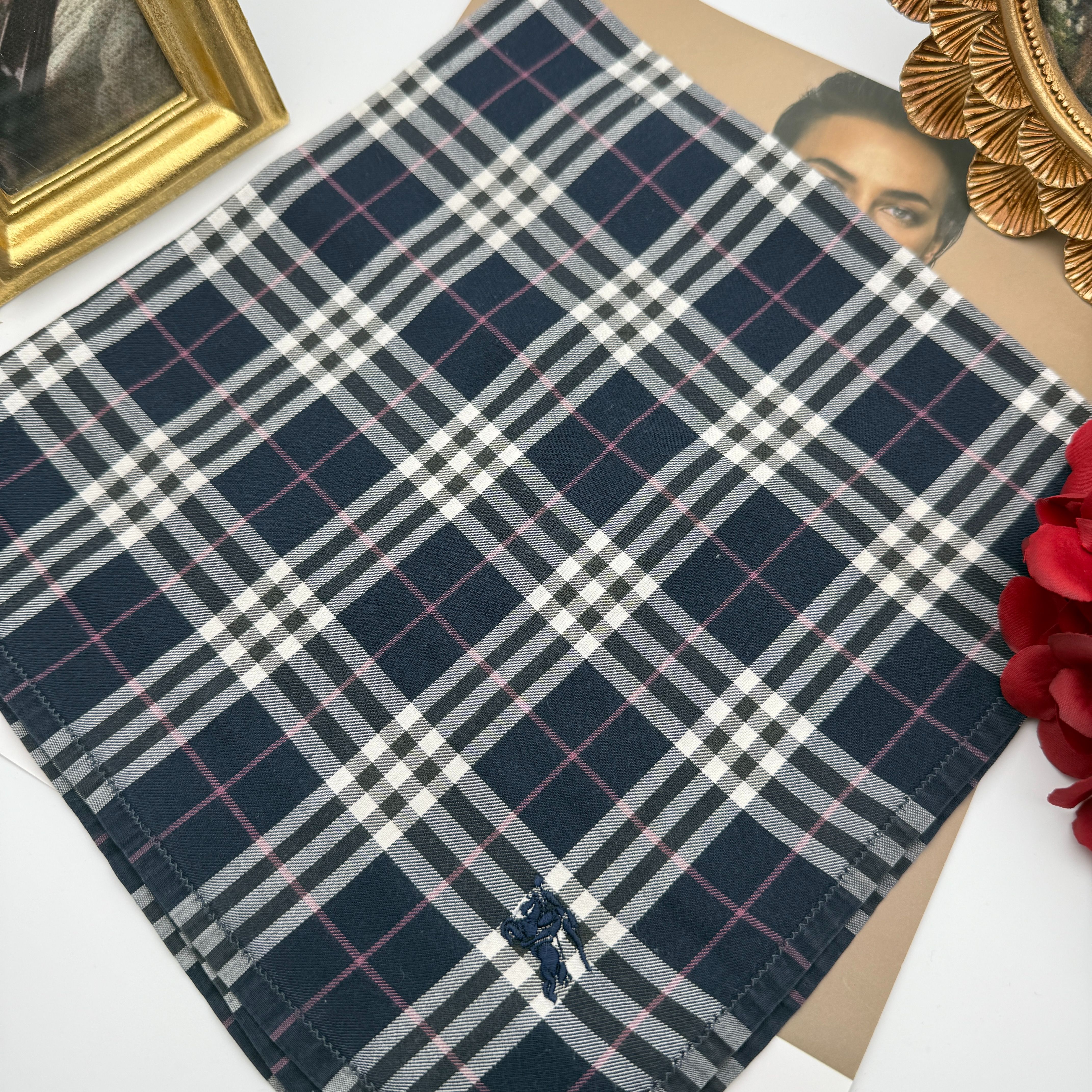 99新 BURBERRY/博柏利 海囤 巴宝莉 丝巾/yy04877