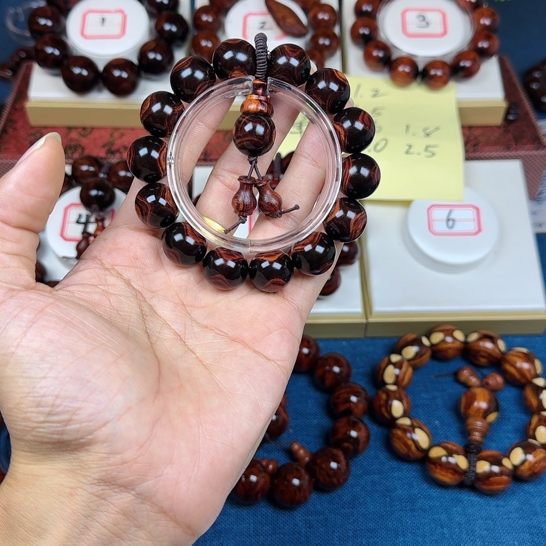 J***益花梨木类黄花梨1.6