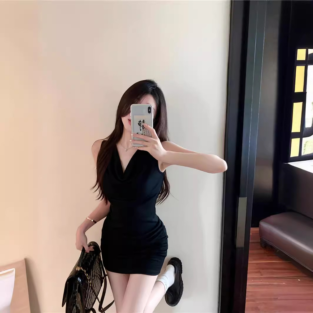 纯欲风无袖背心连衣裙女装夏季荡领裙子修身气质小个子包臀裙短裙