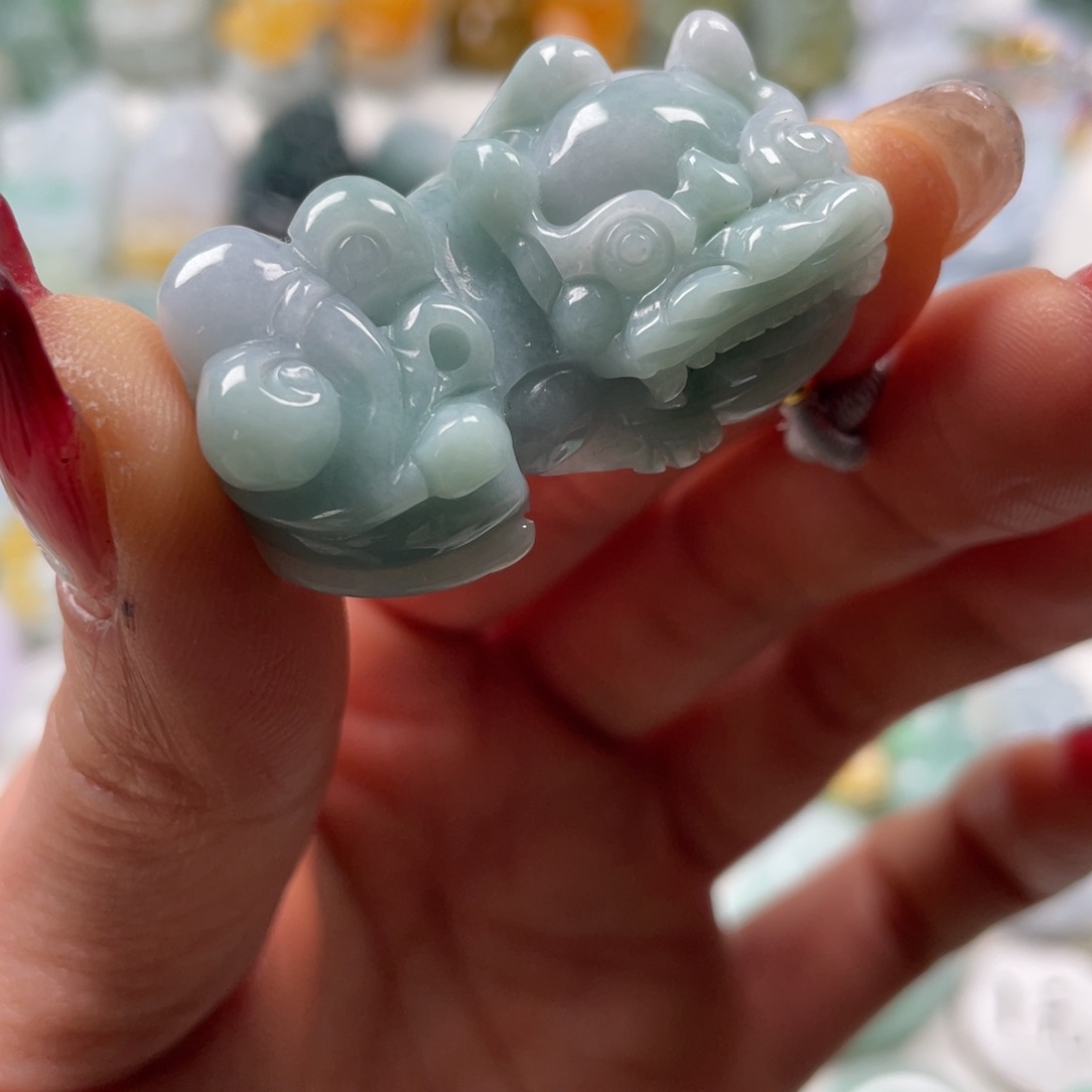 翡翠吊坠(赠链)18K金镶嵌