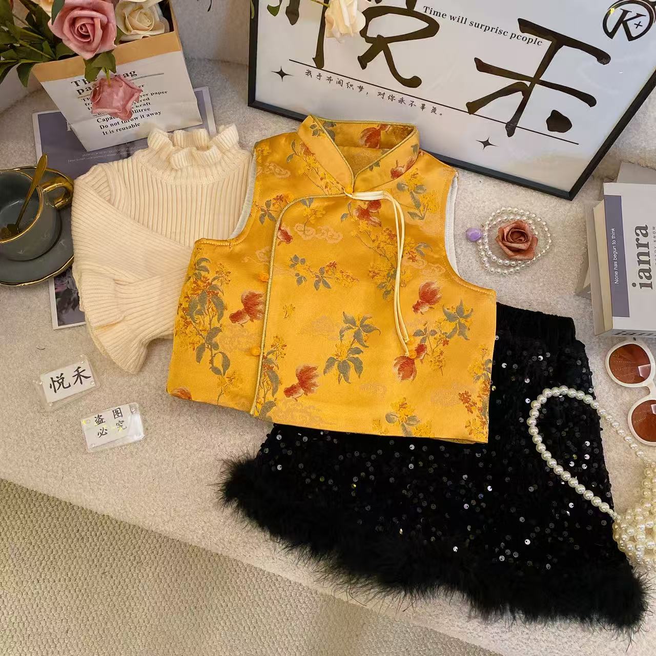 T2【悦禾】萌娃冬装拜年服款加厚女童马甲暖冬国风加绒套装60144