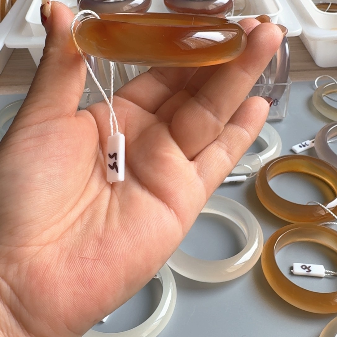 玛瑙/玉髓项圈合金