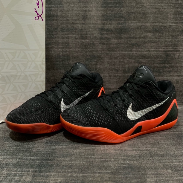 42.5码/科比9 Elite Low 黑橙限定 九八新 鞋垫标签在 带原盒