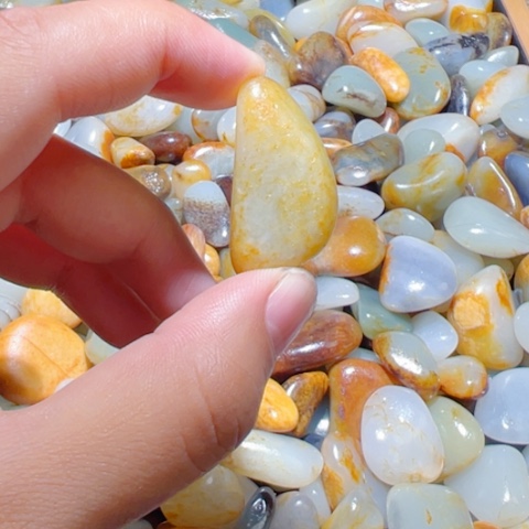 和田玉（子料）未镶嵌颈饰10克