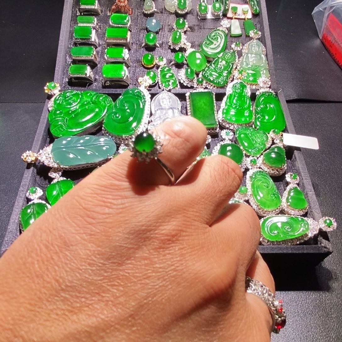 翡翠未镶嵌戒指A货翡翠1