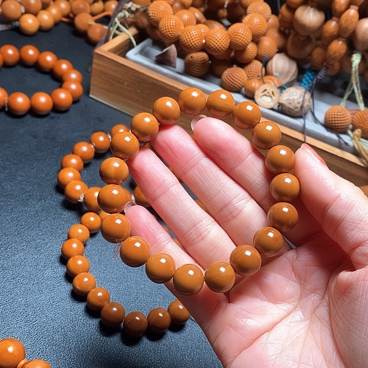 薛***阳橄榄核手串/手链1.15尺寸光珠