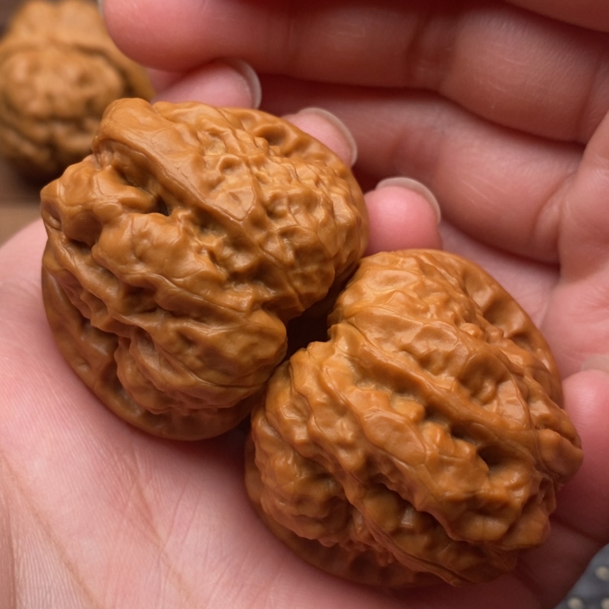 【闪购商品】文玩核桃把件边40左右