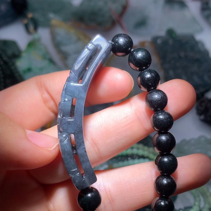 翡翠颈饰未镶嵌保真天然A货翡翠