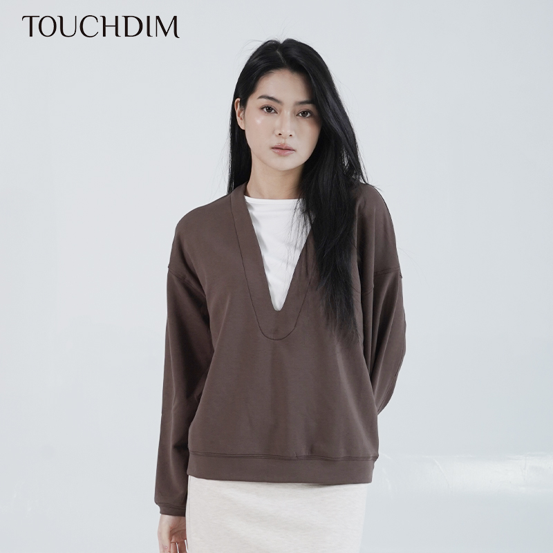 早秋针织慵懒深V时尚女款长袖卫衣百搭新款时尚百搭老钱风女装