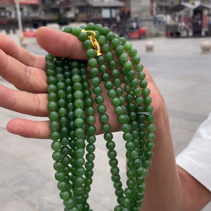 和田玉未镶嵌颈饰多样性发货，发其一