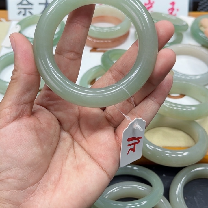 石英质玉手镯未镶嵌橘****0