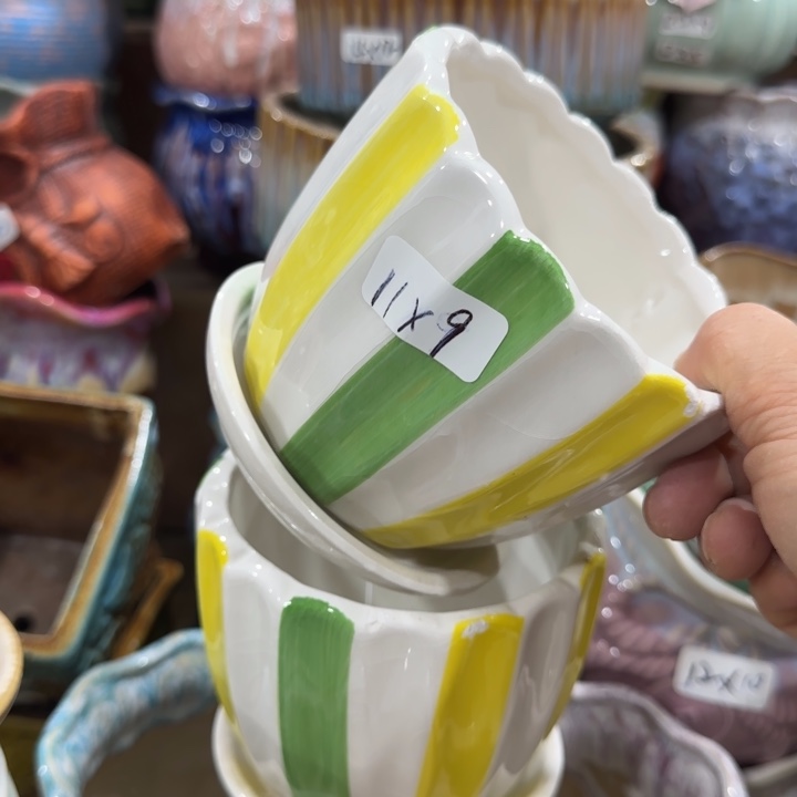 凑9块包邮，有孔，花盆