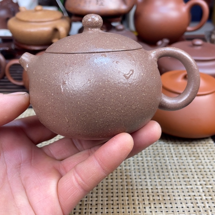 紫砂茶壶那*夜粗沙段泥倒把西施壶手工制作