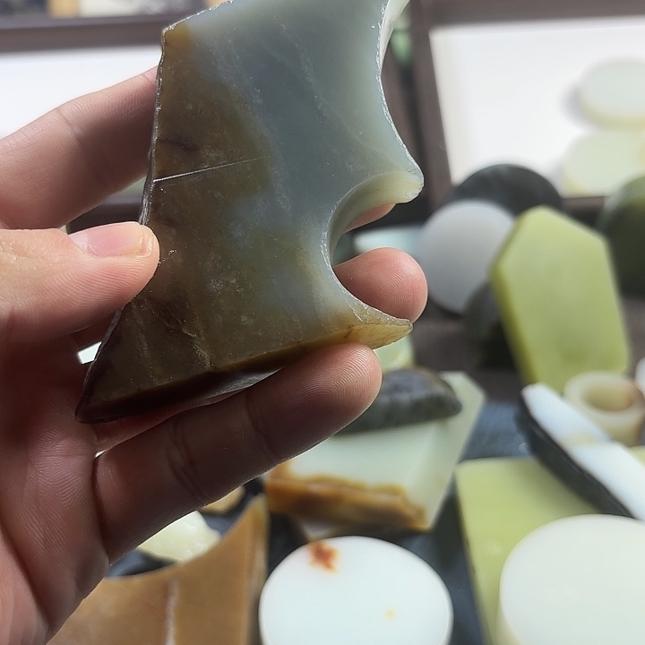 和田玉（糖玉）未镶嵌珠宝半成品