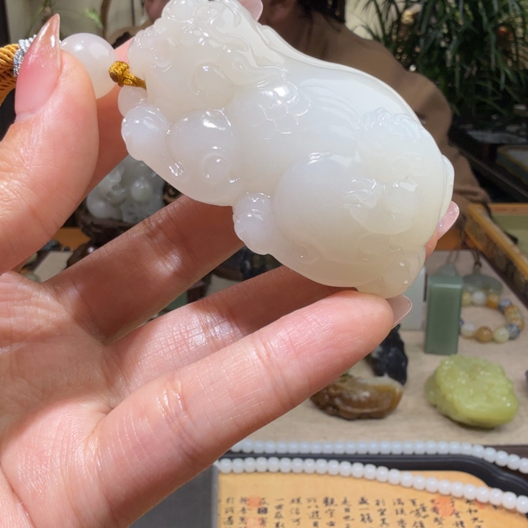 和田玉手把未镶嵌杨****）