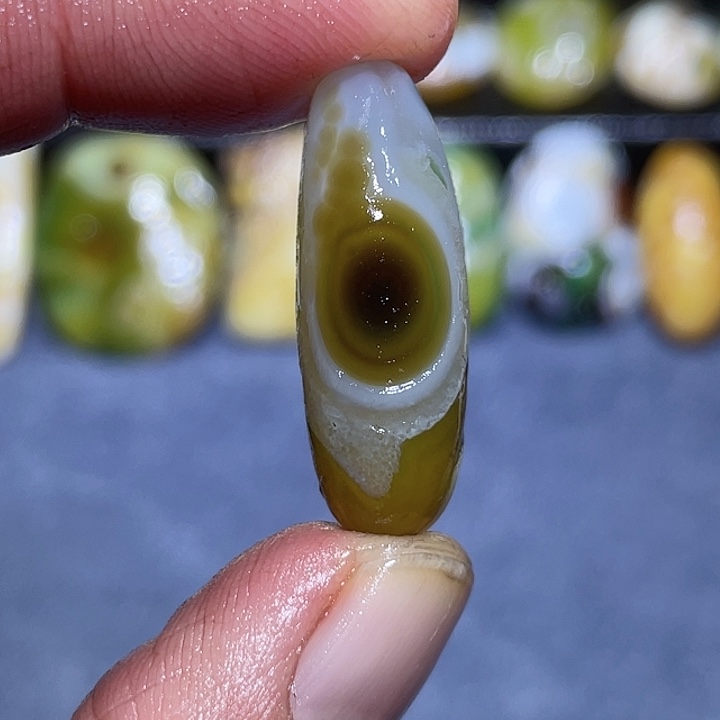 玛瑙/玉髓未镶嵌珠宝奇石