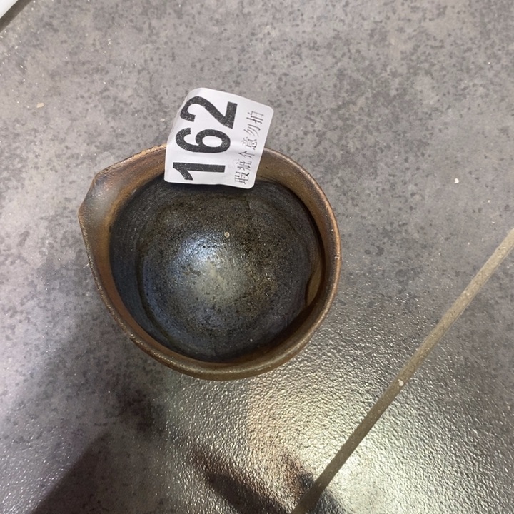 杯柴烧鱼片用盐水