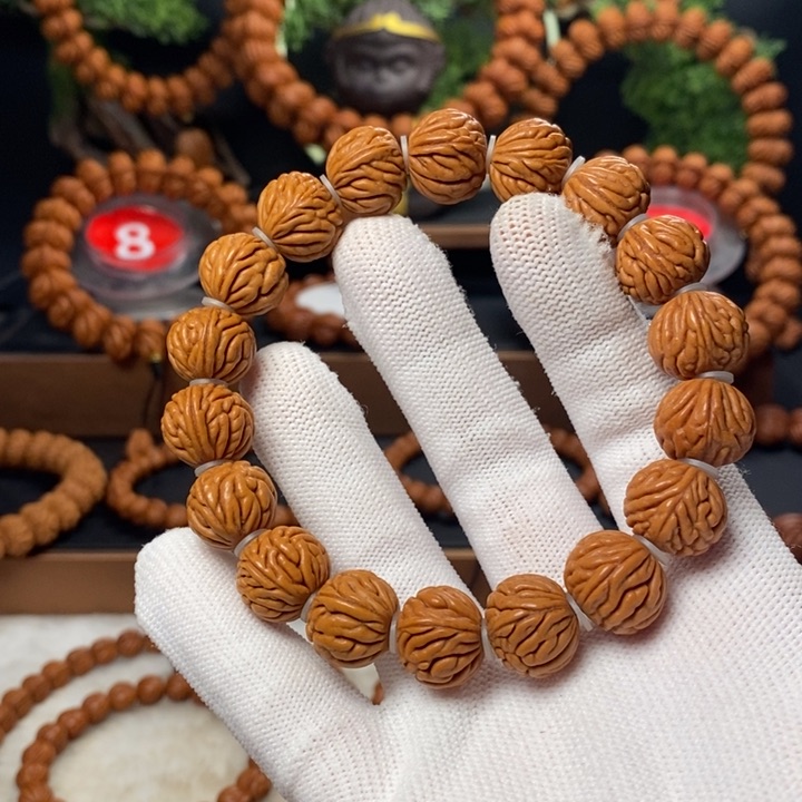 桃核吊坠秦岭龙纹