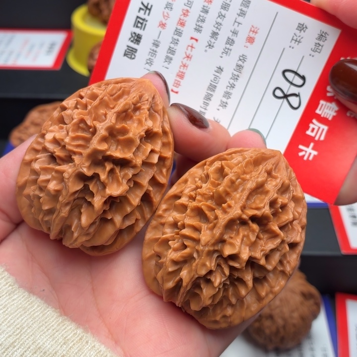 文玩核桃吊坠40尺招财鼠43肚