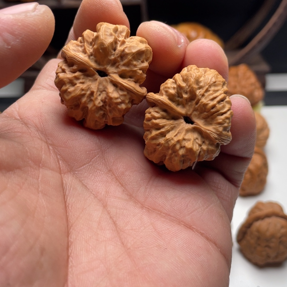 恒***爬核桃蛤蟆头核桃 31