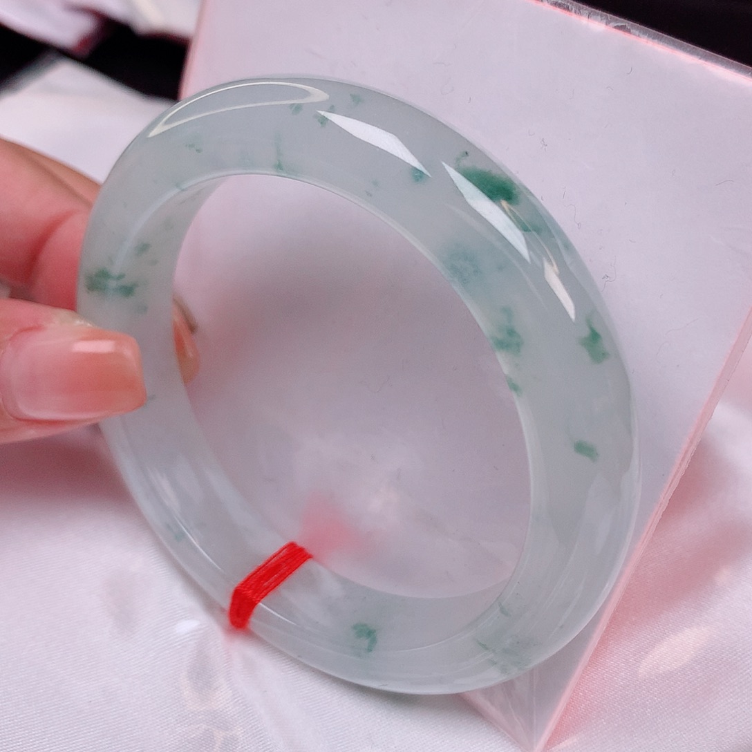 翡翠手镯未镶嵌57 翡翠手镯 