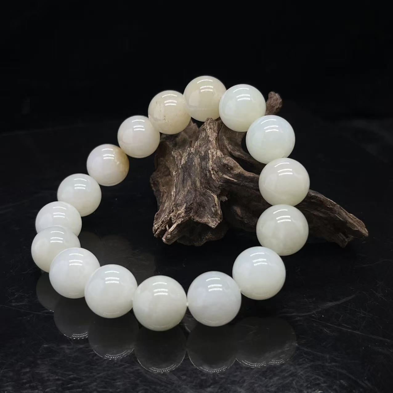 A748 和田玉手串 GS936129