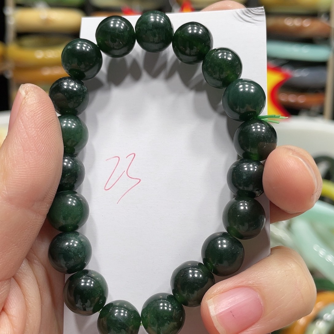 蛇纹石玉手串未镶嵌瑕