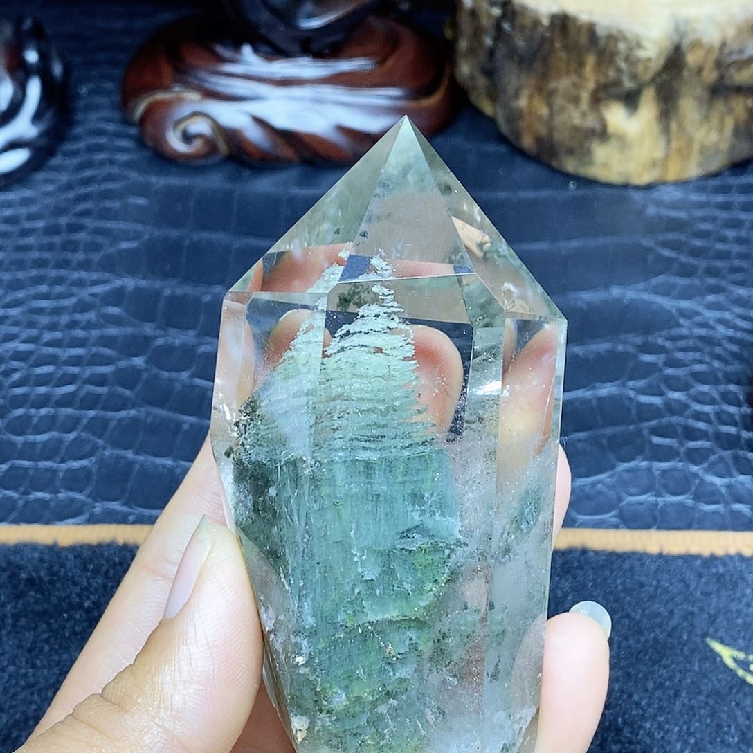 天然幽灵摆件未镶嵌水晶